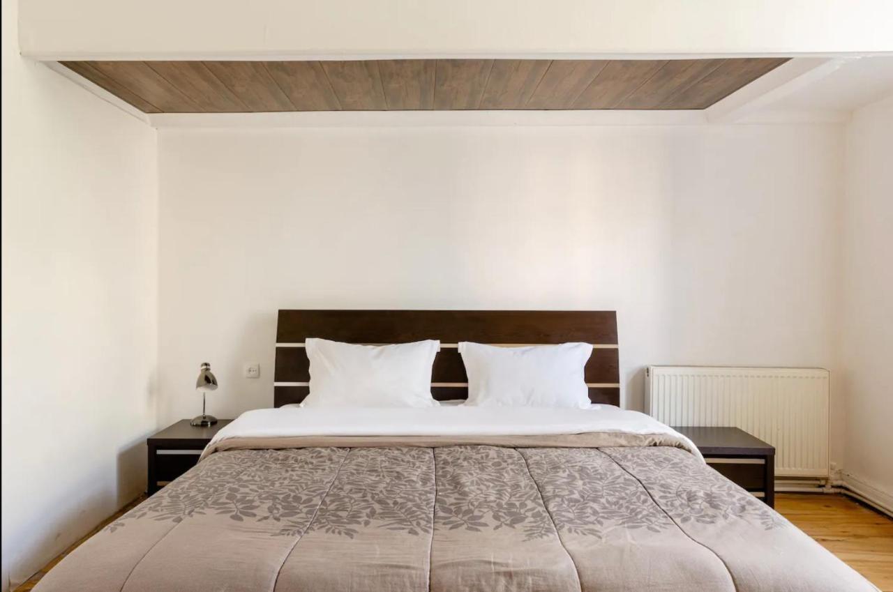 Lovely Dulcet Loft In Center Of Rustaveli Tbilisi Luaran gambar